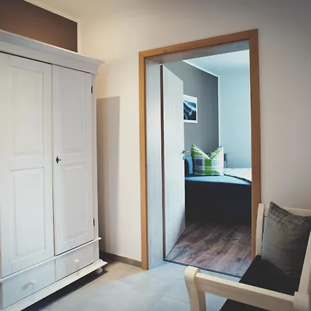 Uebernacht 3* Erfurt