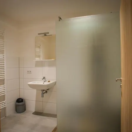 Uebernacht Πανσιόν Ερφούρτη